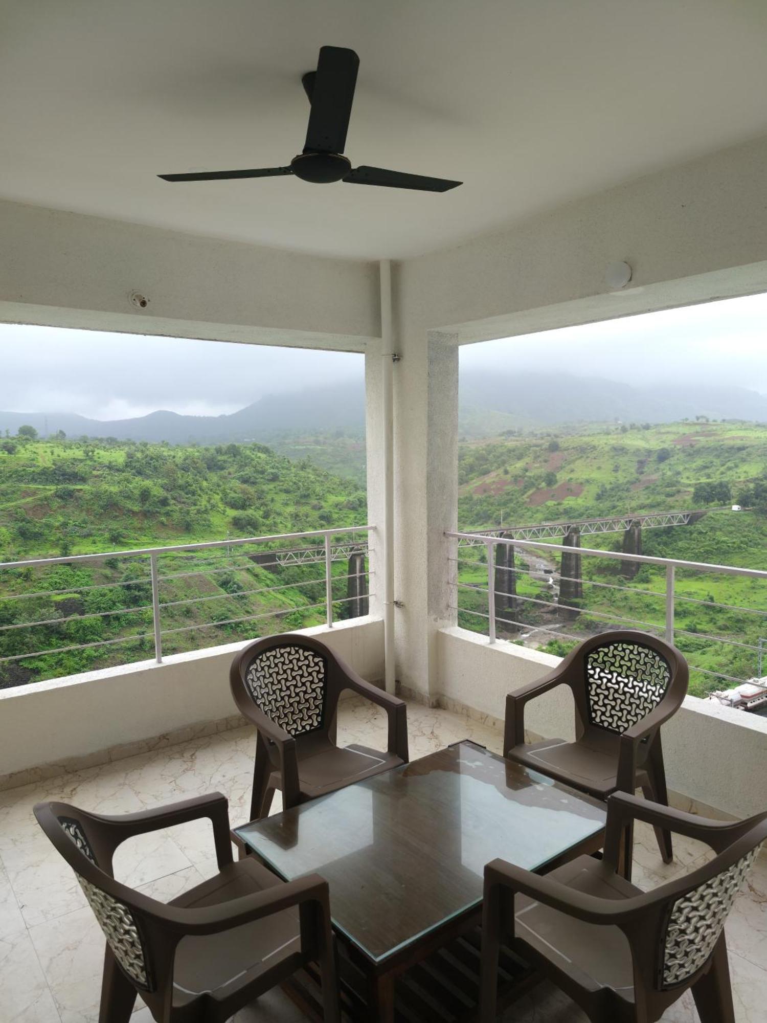 Oxi Valley Resort Igatpuri Exterior foto
